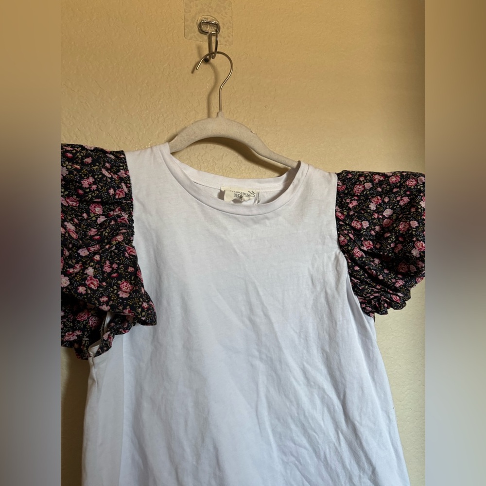 Tuckernuck HYACINTH HOUSE Floral Sleeve White Shelby Tee Sz Medium - Picture 4 of 8